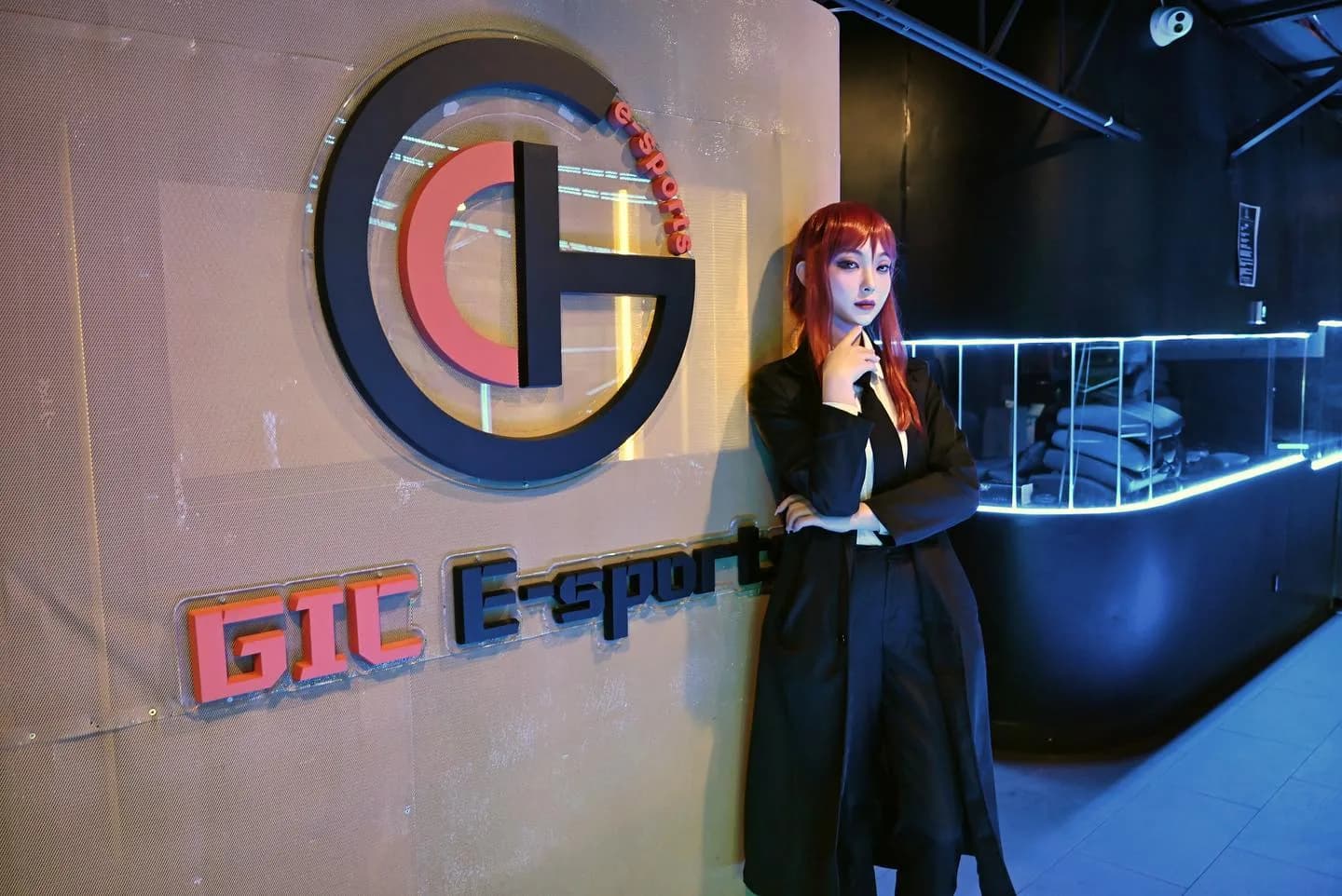 COSPLAY gallery item 2