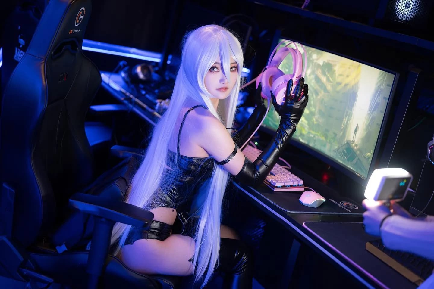 COSPLAY gallery item 3